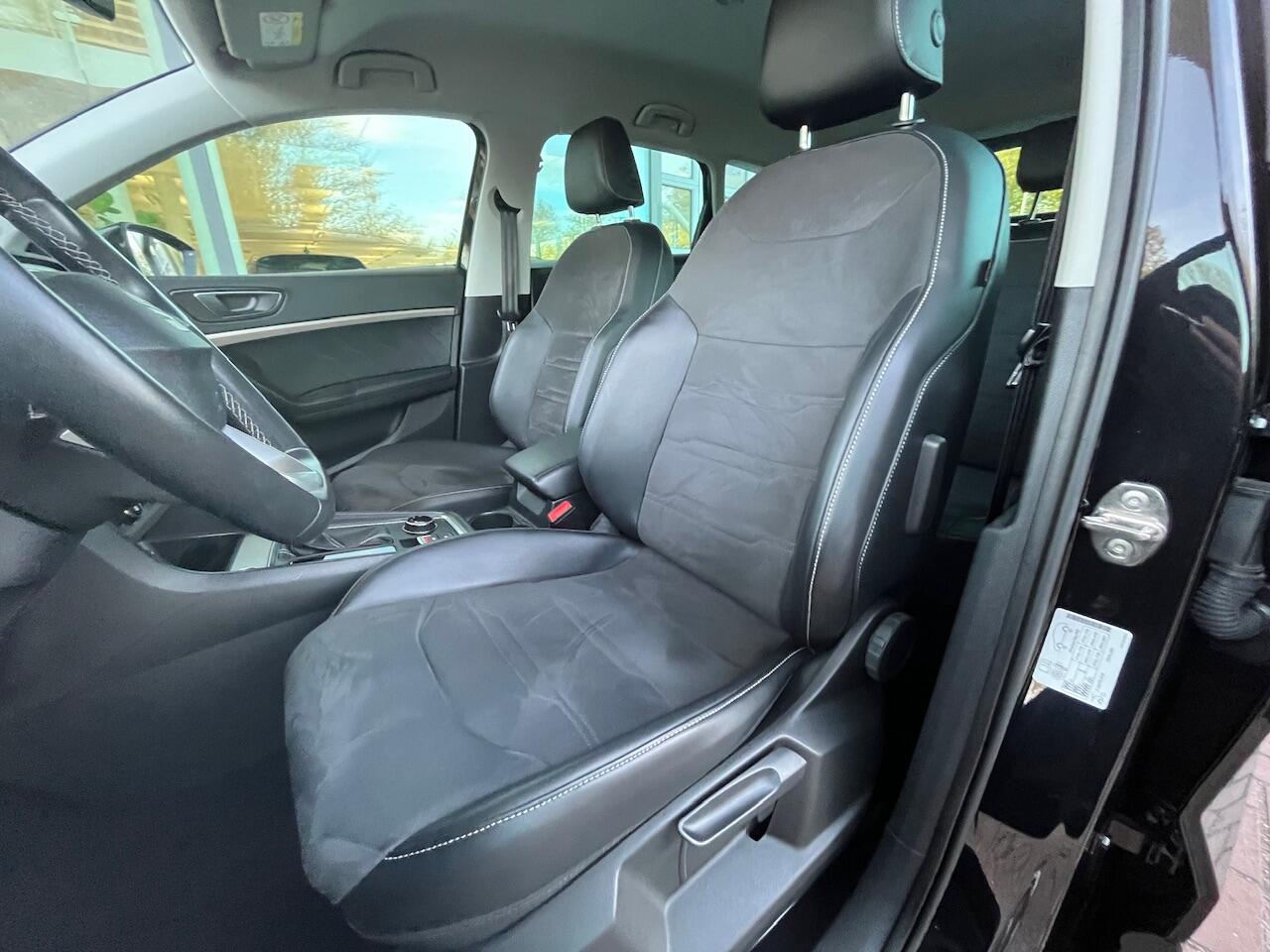 Seat ATECA 1.5 TSI DSG Xperience Business Intense / Virtual cockpit / Suéde bekleding / 19'' LM / Navigatie / Carplay