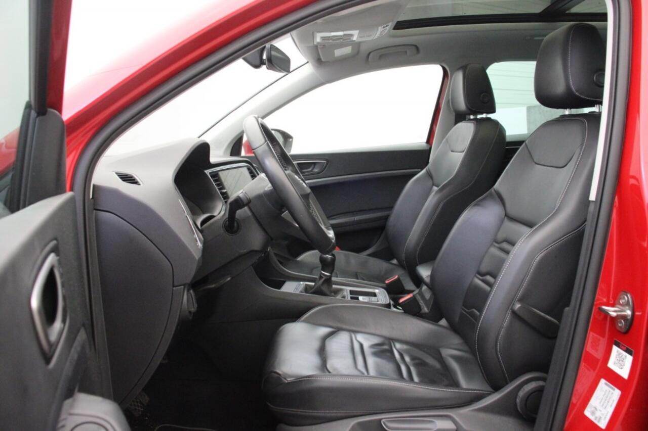 Seat ATECA 1.0 TSI Style Business Intense - Carplay, Panorama, Leer, Navi, Cruise, Beats, Stoelverw.