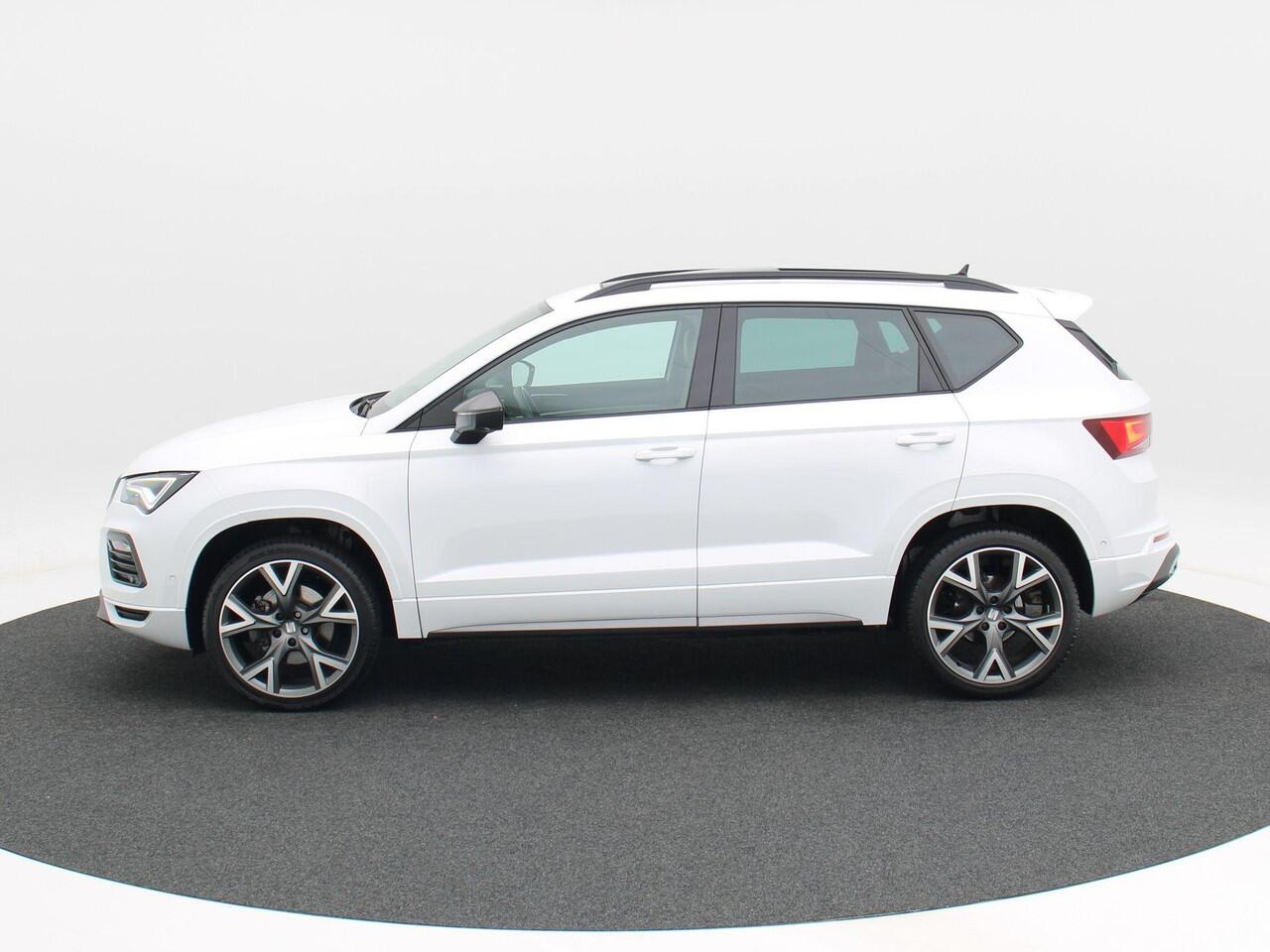 Seat ATECA 1.5 TSi 150 Pk Automaat FR Business Intense | Panoramadak | 19 Inch | Navigatie | Winterpakket | Full LED | Camera | 133.139 Km!!