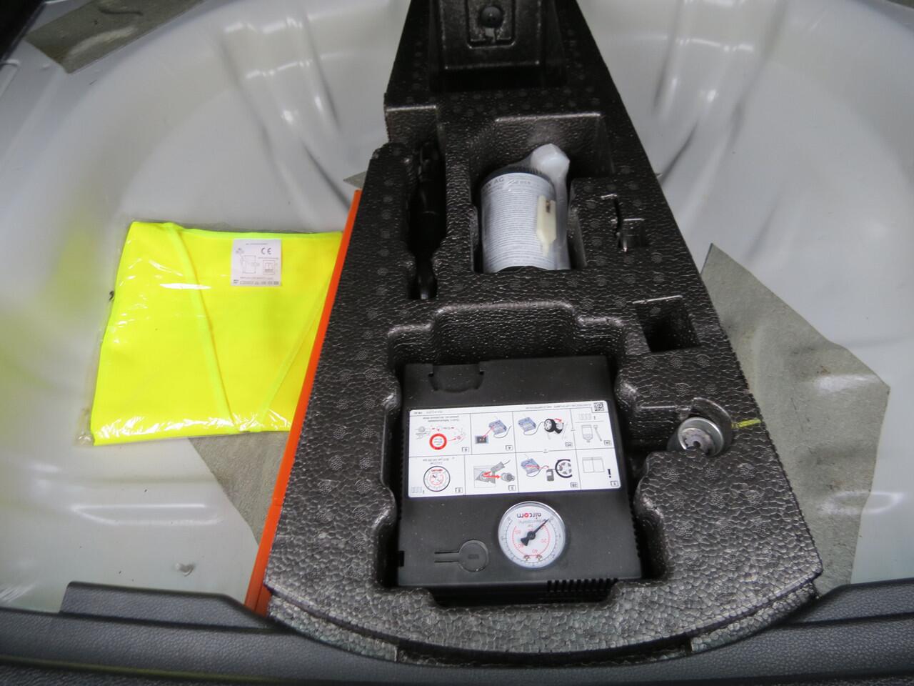 Seat ATECA 1.5 TSI Style -150pk- Automaat | Camera | Navi | Chroom | Rijklaarprijs incl. 1 jaar Bovag garantie