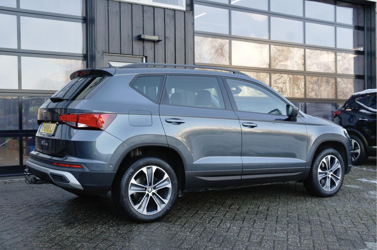 Seat ATECA 1.5 TSI Style Business Intense | NL-Auto | Cruise | Trekhaak | Camera | Carplay | Leder