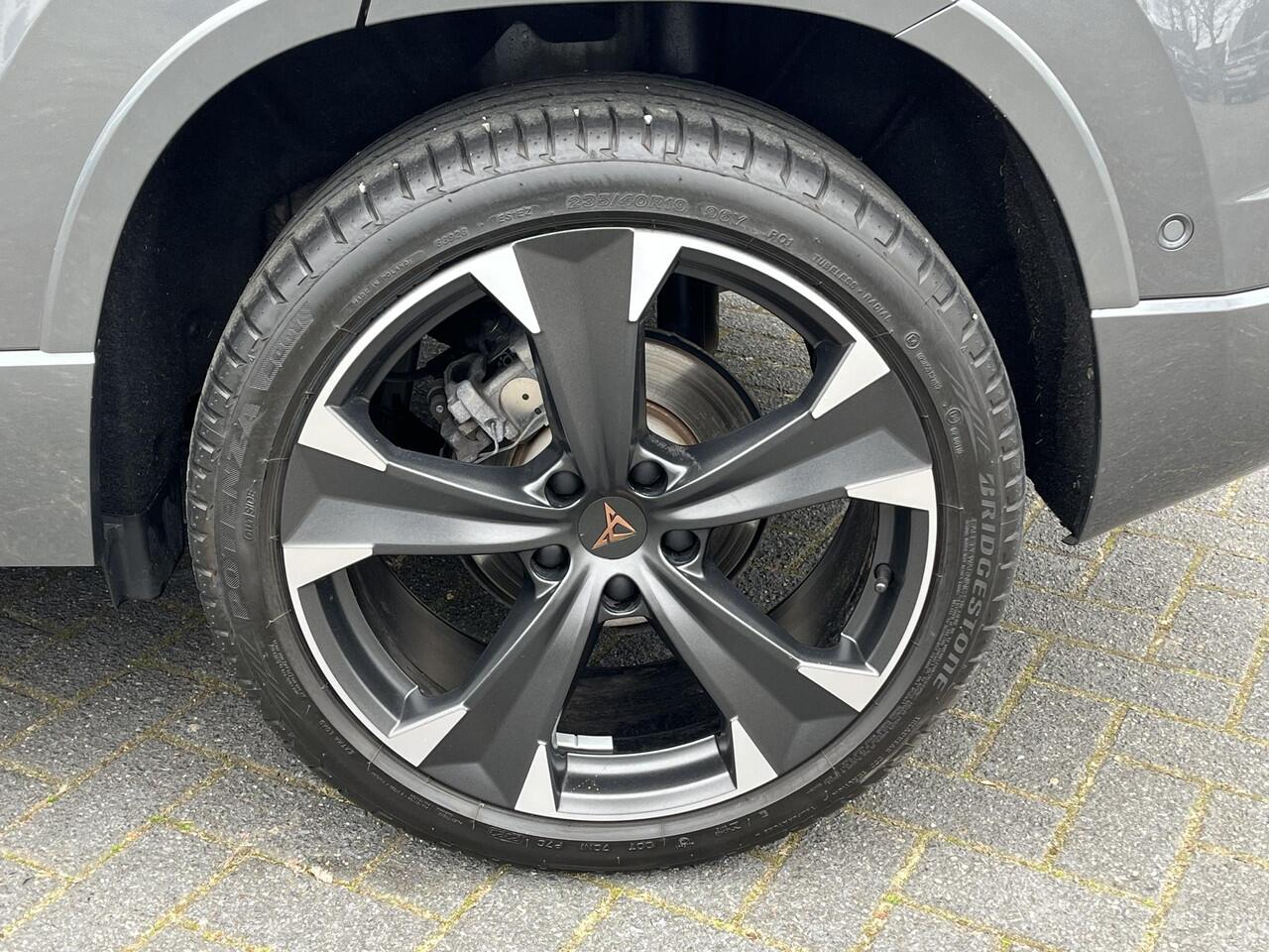 Seat ATECA 1.5 TSi DSG | NAV. | CAMERA | EL. TREKHAAK | 19" |