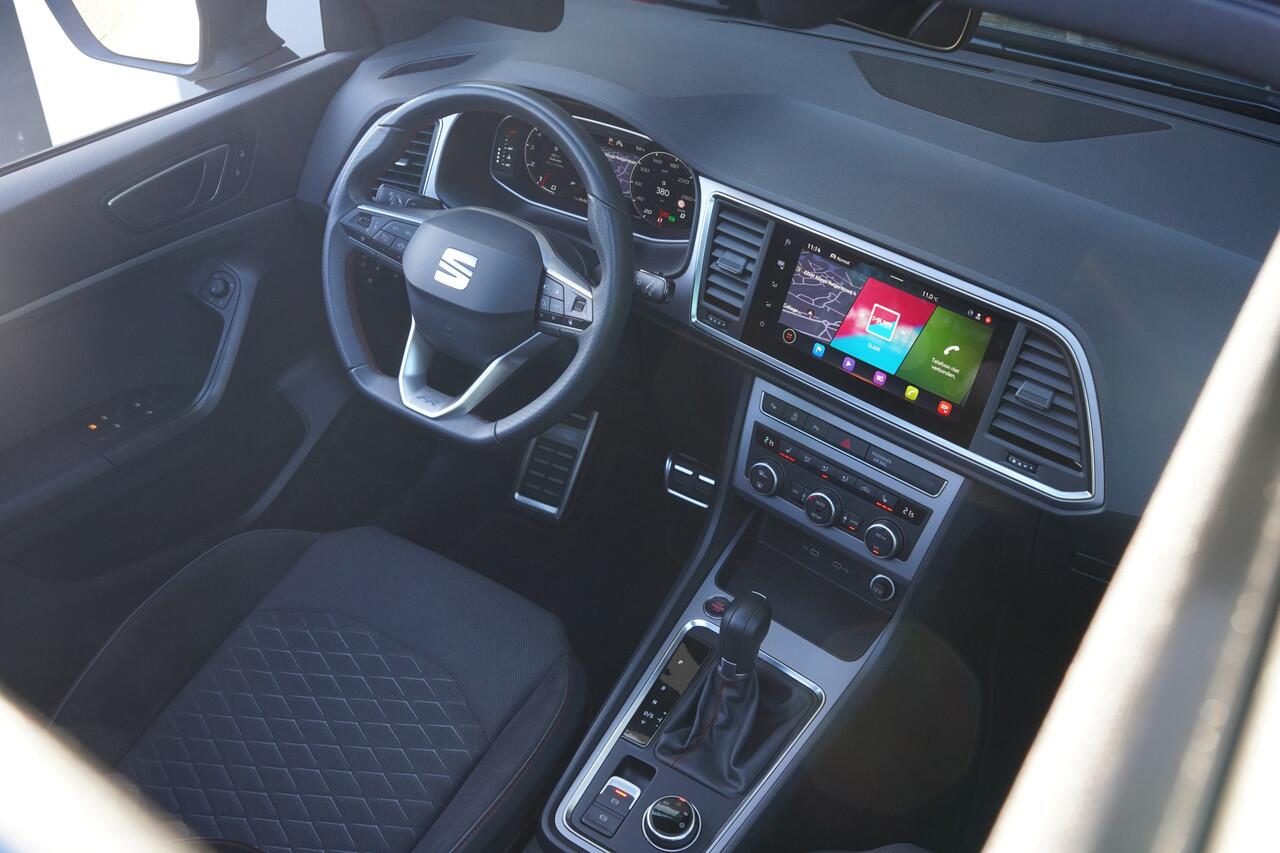 Seat ATECA 1.5TSI/150pk FR Blackstyle DSG|2023|Panoramadak|Trekhaak|Cruise+ACC|Virtual Cockpit|PDC+Camera|Stuur-+stoelverw.|Keyless|19"LMV