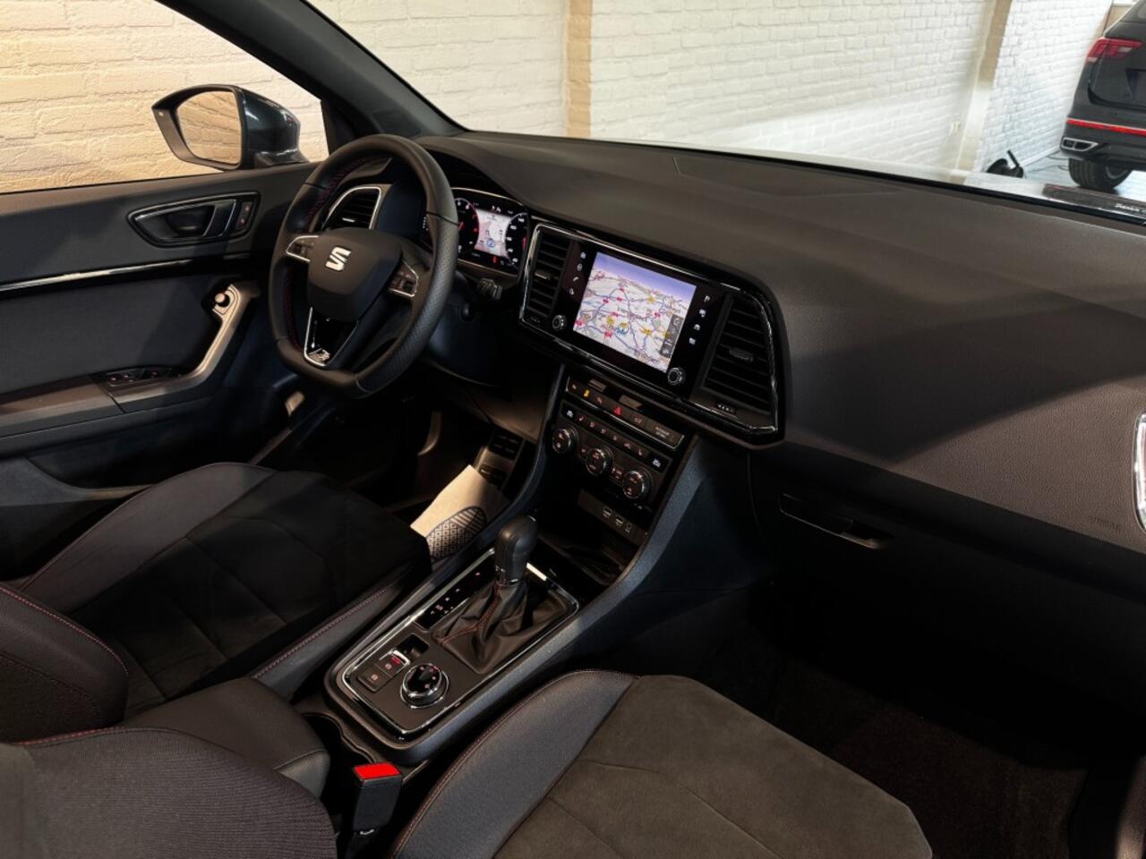 Seat ATECA 1.5 TSI FR Business Intense Camera Pano 360 Camera Virtual 19''