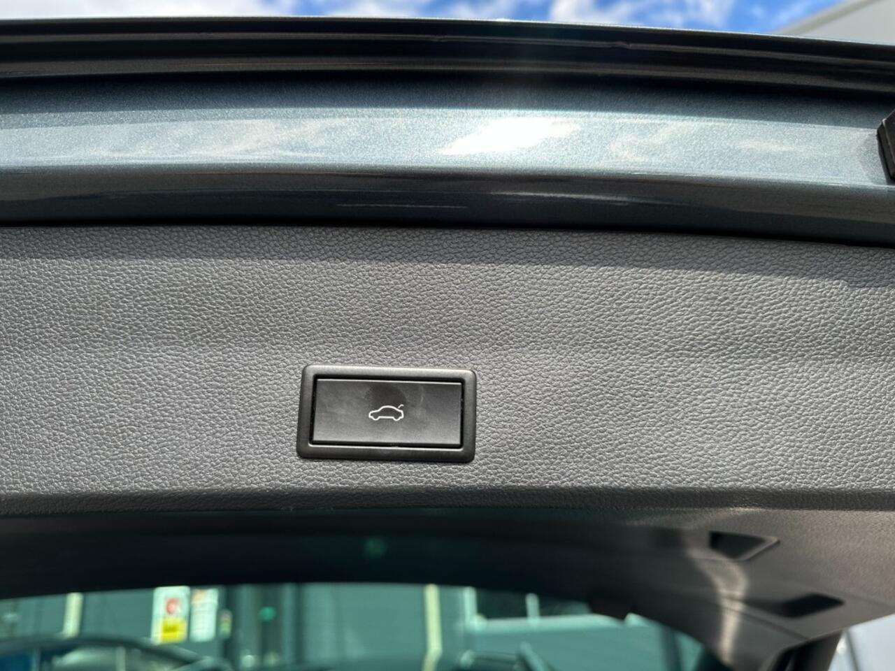 Seat ATECA 1.5 TSi StyleBusiness Navigatie 150PK