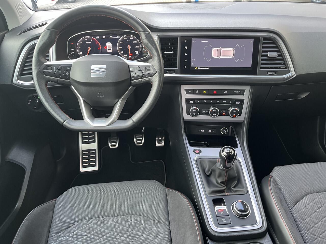 Seat ATECA 1.5 TSI FR Business Intense CAMERA/ PARK. SENSOREN/ CRUISE/ ELEK. ACHTERKLEP/ LED/ STOEL-STUURVERWARM./ VIRTUAL COCKPIT/ FULL LINK/ NAVI/ CLIMA/ DAB