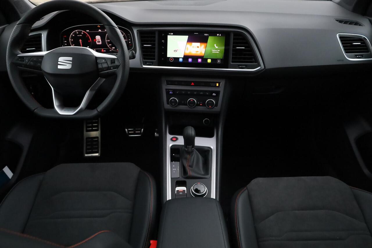 Seat ATECA 1.5 TSI FR Business Intense 150PK / 110kW Panoramadak elek. verst., achteruitrijcamera, full LED koplampen, dodehoekdetectie, verwarmbaar stuuwiel + voorstoelen, Apple Carplay & Android Auto, volledig digitaal instrumentenpaneel (Virtual Cockpit), adaptiv