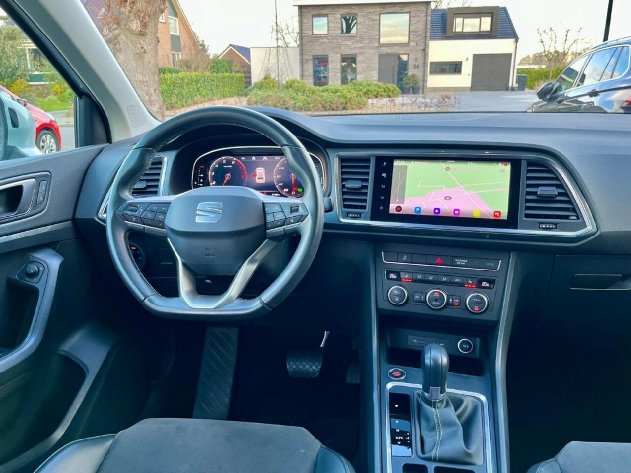 Seat ATECA 1.5 TSI 150PK Style Business Intense Panodak FR velgen Camera Ke