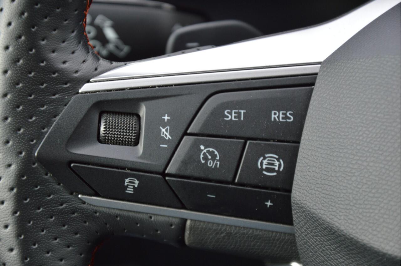 Seat ATECA 1.5 TSI FR AUTOMAAT | LED | CRUISE | VIRTUAL | KEYLESS | CLIMA | DAB | NAVI | ENZ