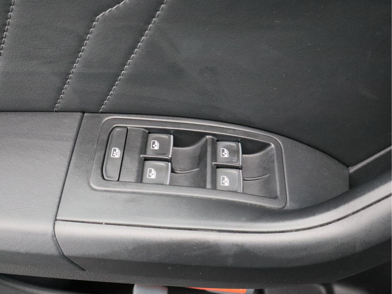 Seat ATECA 1.0 TSI Style Business Intense/ lage km/ zeer mooi!