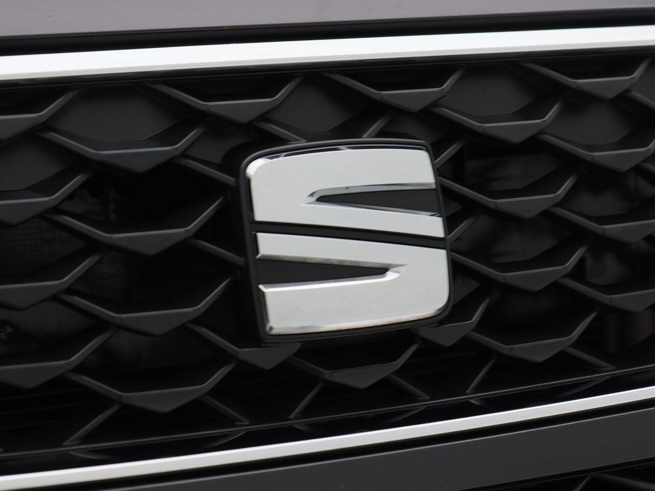 Seat ATECA 1.5 TSi 150 Pk Automaat Style Business Intense | Full Led | Navigatie | Trekhaak | Stoel/stuur Verwarming | Elektrische Stoelen | 112.802km!!