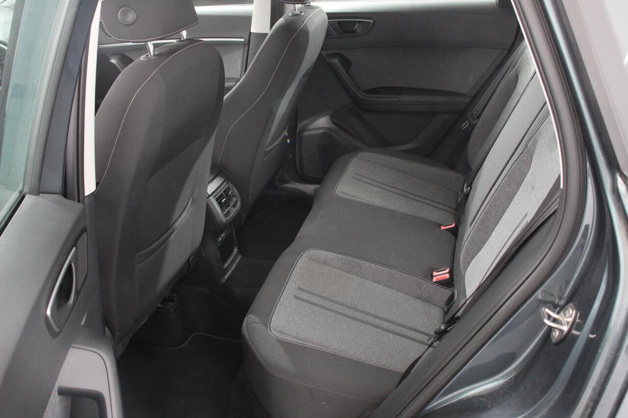 Seat ATECA 1.5 TSI 150pk DSG Style | Navigatie | Apple Carplay/Android Auto | Adaptive Cruise Control | Parkeersensor achter | Camera | Stoel-en stuurverwarming | Virtual Cockpit | Climate Control | Ledverlichting voor