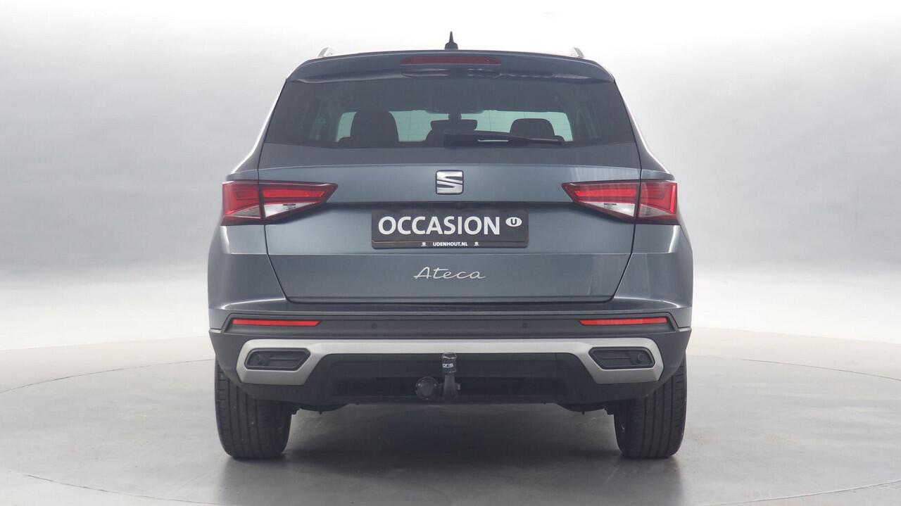 Seat ATECA 1.0 TSI 110pk Style Business Intense / Navigatie / Camera / Trekhaak