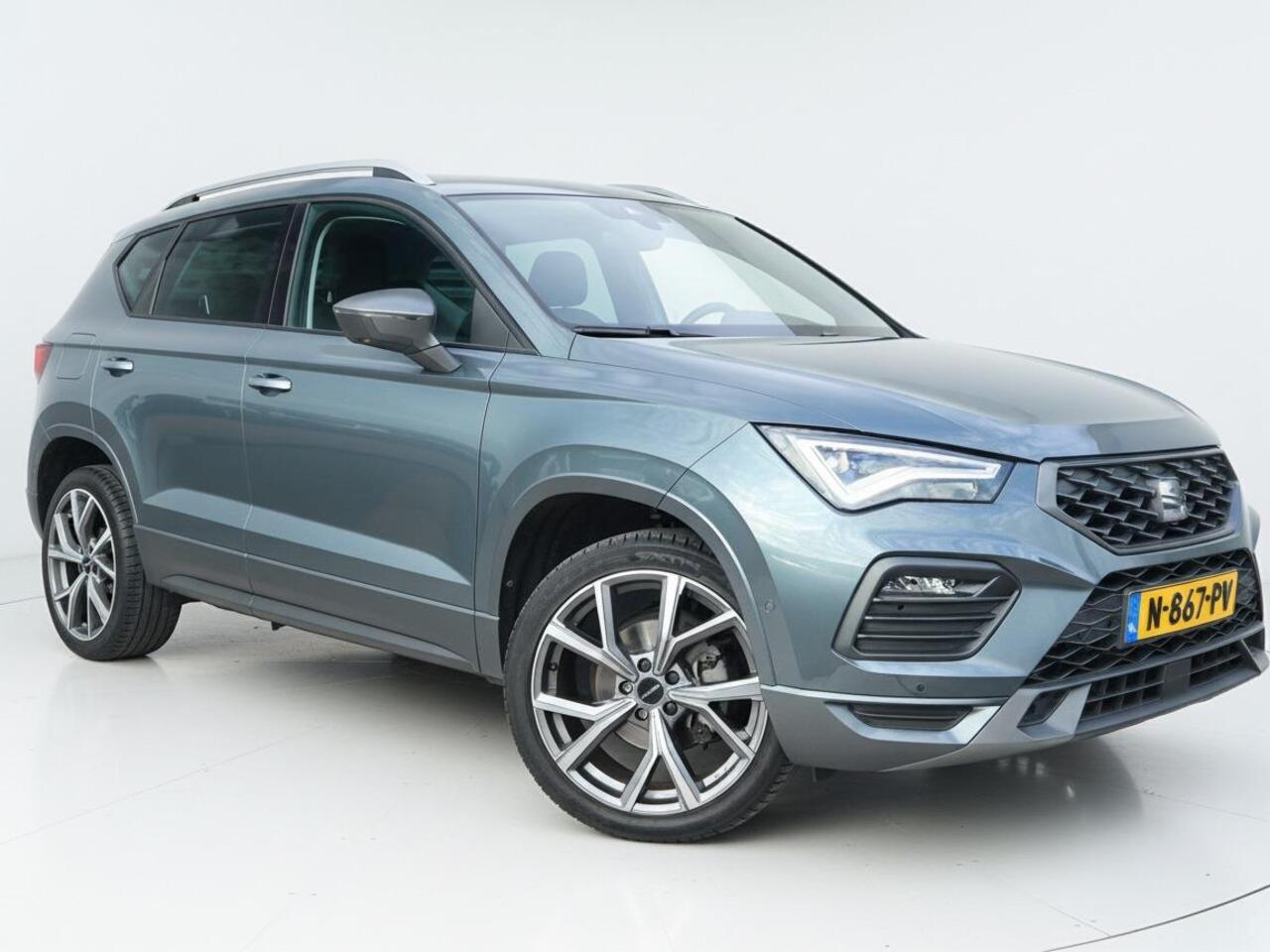 Seat ATECA 1.5 TSI FR Business Intense | Clima | Cruise | Navi/Carplay/Android | Halfleder | Stoelverwarming | PDC + Camera |