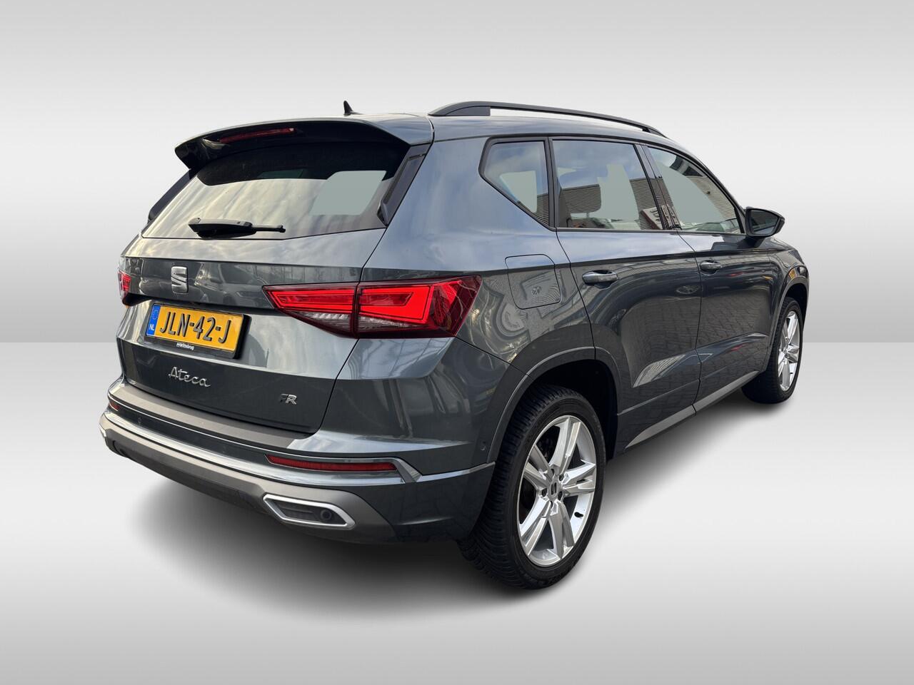 Seat ATECA 1.5 TSI 150pk FR DSG Automaat Navigatie High / App-connect / Keyless / LED verlichting / Camera / Park Assist / ACC Beats Audio / 18"LM / Verw. stoelen en stuur
