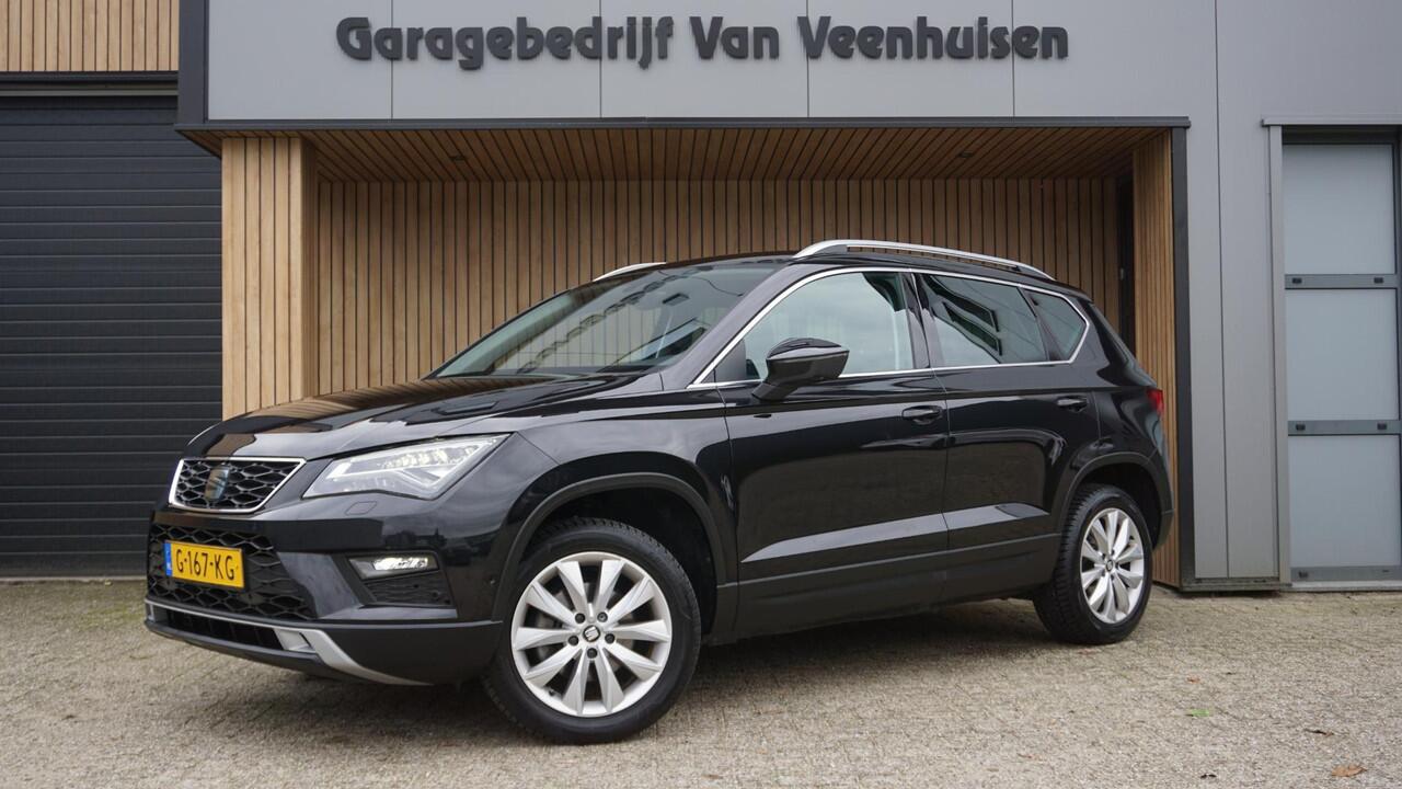 Seat ATECA 1.5 TSI 150pk Style Business Intense LED Trekhaak Navi Clima DAB 17inch LM *NL auto* 62464km! 1e eigenaar!
