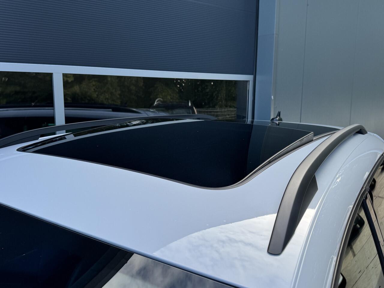 Seat ATECA 1.5 TSI 150pk DSG FR Business Intense Panorama Beats Trekhaak LED Navigatie Stoelverwarming