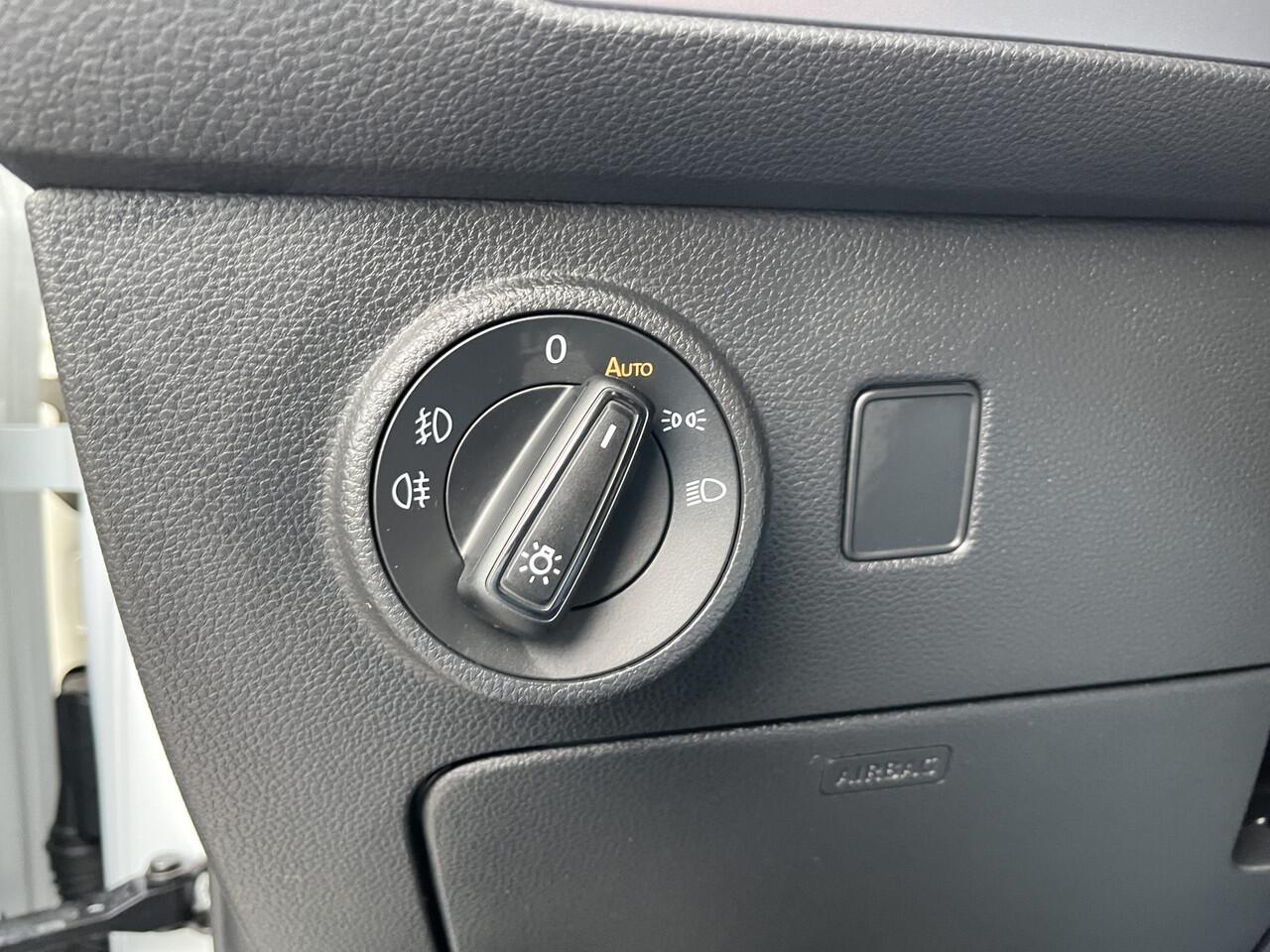 Seat ATECA 1.5 TSI FR Business Intense / AUTOMAAT/ PANO/ TREKHAAK/ 360 CAMERA/ PARK. SENSOREN/ STUUR+STOEL VERWARM./ PARK.SENSOR.V+A/ ELEK.KLEP/ ACC/ DODE HOEK/ FULL LINK/ KEYLESS/ DAB/ DIGITAL DASH/ LANE-ASSIST/ LED/ ISOFIX