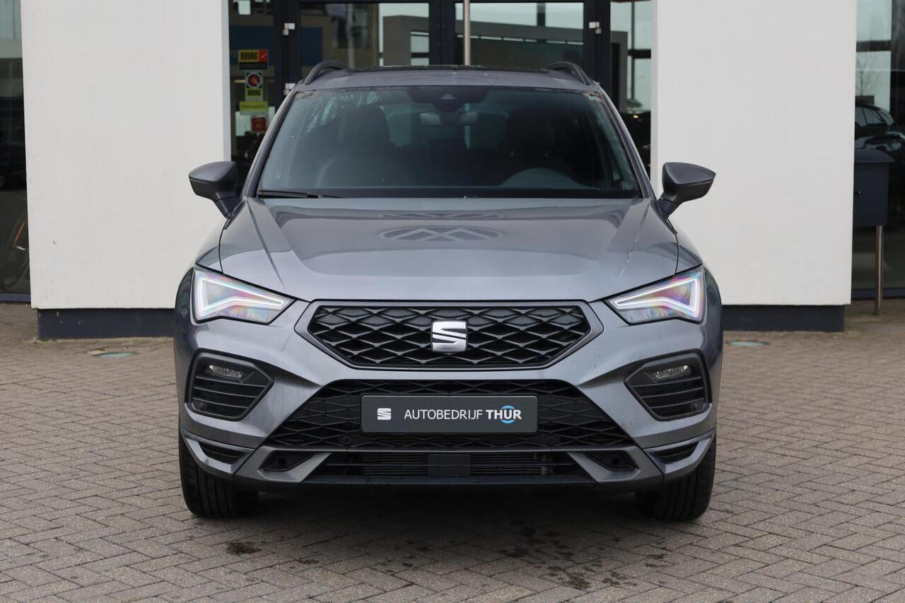 Seat ATECA 1.5 TSI FR Business Intense 150PK / 110kW Achteruitrijcamera, panoramadak, Apple Carplay & Android Auto, dodehoekdetectie, navigatie, verwarmbare voorstoelen + stuurwiel, alcantara interieur, digitaal instrumentenpaneel, adaptive cruise control (ACC), gro