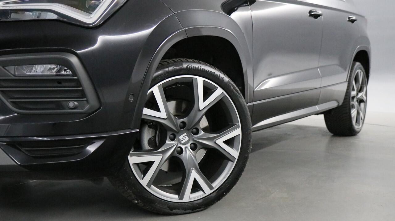 Seat ATECA 1.5 TSI 150pk FR Business Intense DSG / Navigatie / Stoel+Stuurverwarming / Camera / Demonstratieauto .