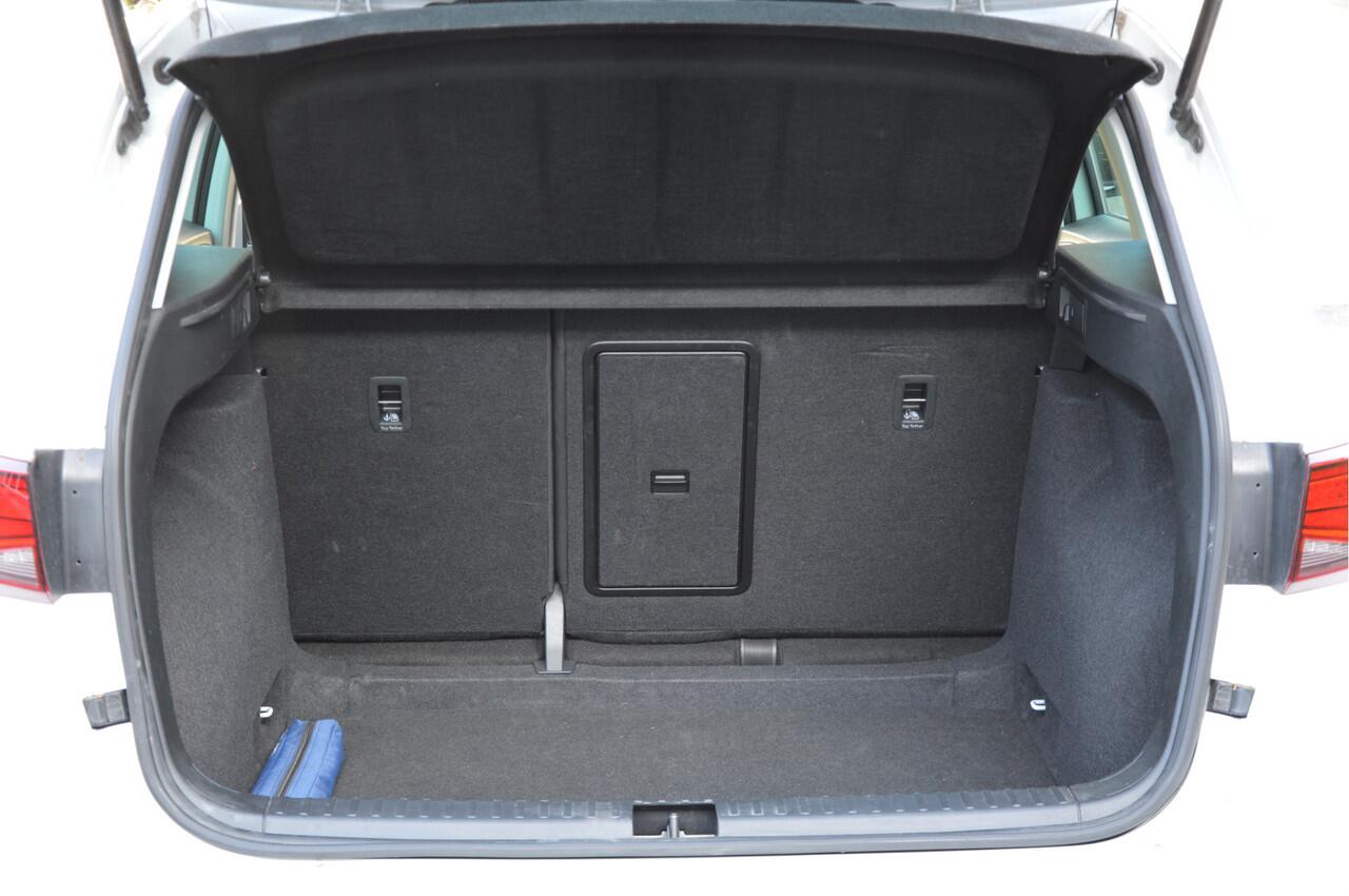 Seat ATECA 1.5 TSI FR AUTOMAAT | LED | CRUISE | VIRTUAL | KEYLESS | CLIMA | DAB | NAVI | ENZ