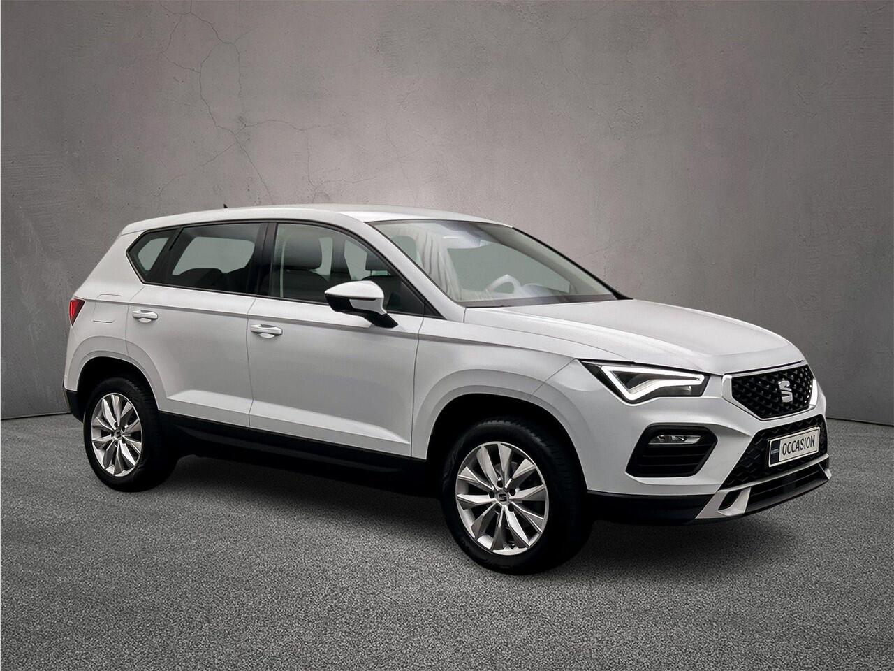Seat ATECA Style Business Intense 1.5 TSI 150pk DSG Automaat Achteruitrijcamera, Cruise control, Stuurwiel verwarmd, LED koplampen, Stoelverwarming, App connect, Parkeersensor achter