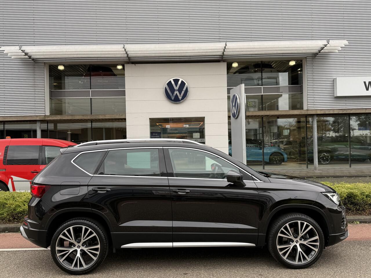 Seat ATECA 1.5 TSI Xperience Business Intense / PANODAK / 19"LMV / CAMERA / Elektr. Klep / NAVI / APP.Connect / Elektr. Zwenkbare trekhaak