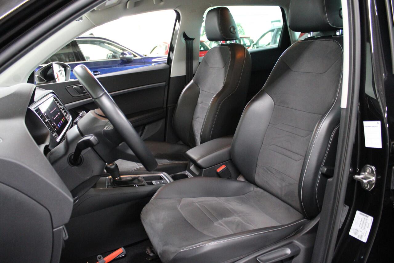 Seat ATECA 1.5 TSI Style Business Intense Automaat / NAVIGATIE / APPLE CARPLAY / ANDROID AUTO / 18'' LMV /