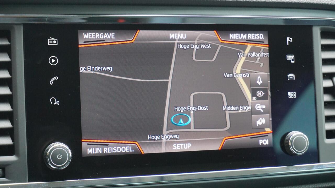 Seat ATECA 1.5 TSI 150pk Style Business Intense LED Trekhaak Navi Clima DAB 17inch LM *NL auto* 62464km! 1e eigenaar!