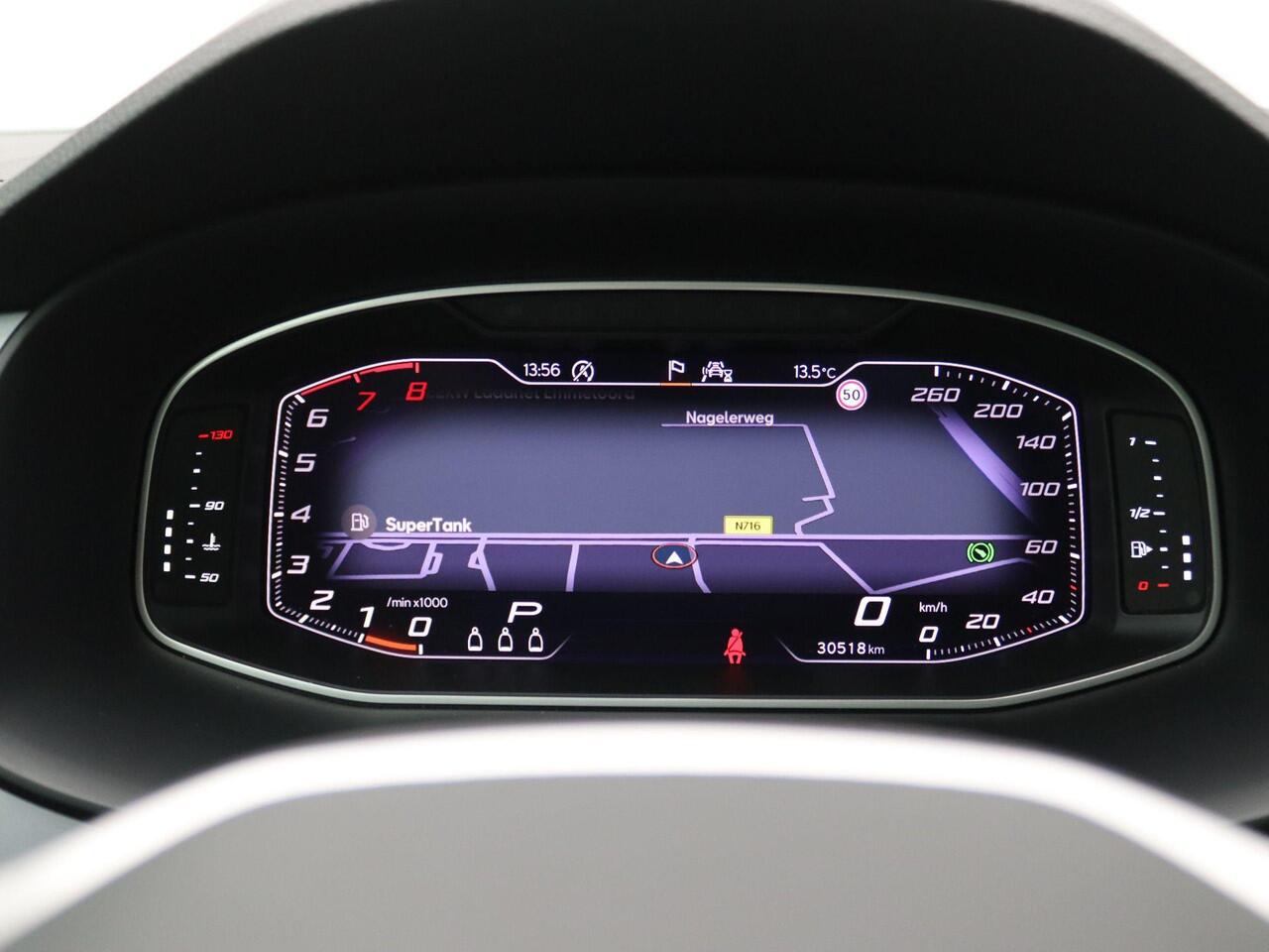 Seat ATECA 1.5 TSI FR Business Intense 150PK DSG Panoramadak, virtual cockpit, park assist, elek. achterklep, voorruit/stuur/stoelverwarming, 19'' lichtmetaal