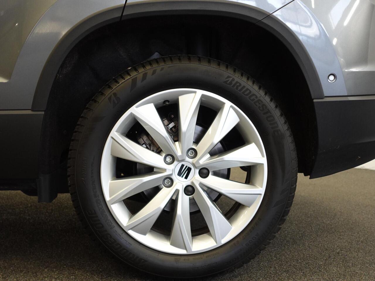 Seat ATECA 1.5 TSI Style Business Intense Airco Cruise Control Navi Virtual Cockpit Privacy Glass PDC VA Camera