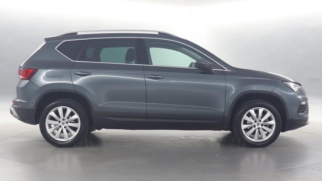 Seat ATECA 1.0 TSI 110pk Style Business Intense / Navigatie / Camera / Trekhaak