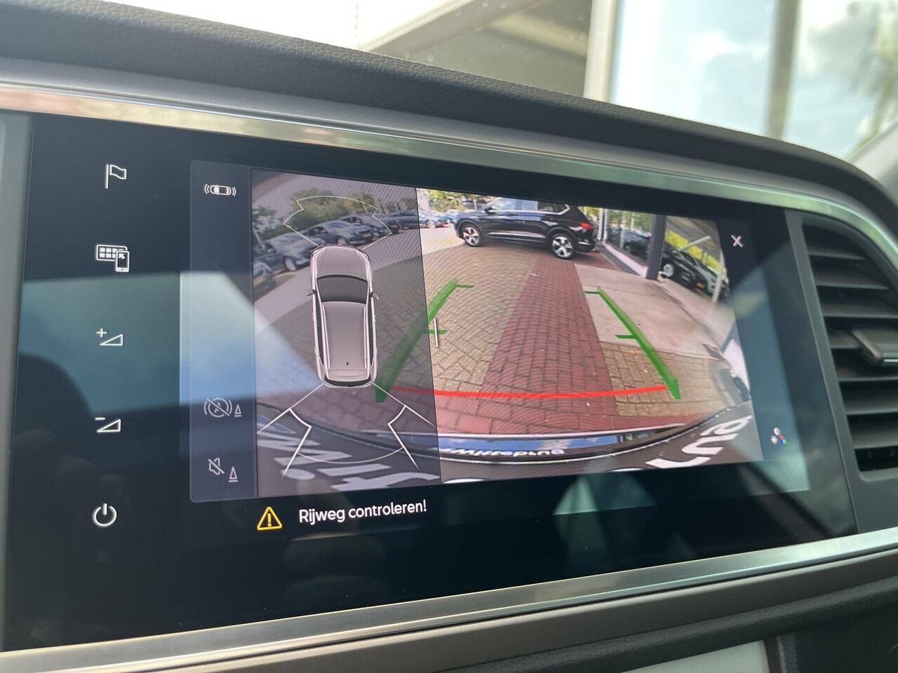 Seat ATECA 1.5 TSI Xperience Business Intense / Panoramadak / Trekhaak Elek. / Beats Audio / Suede bekleding / 18'' LMV / Camera