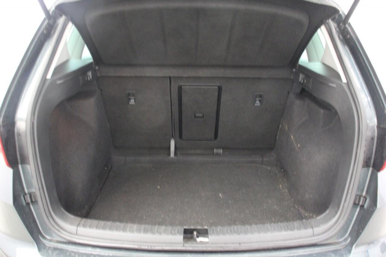 Seat ATECA 1.5 TSI Style Business Intense - Carplay, Navi, Camera, Cruise, Clima