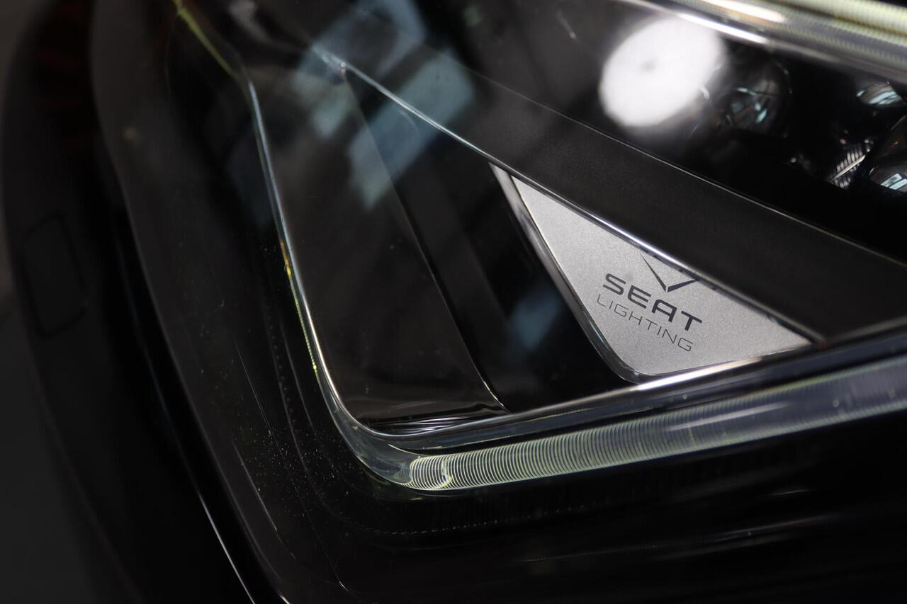 Seat ATECA 1.5 TSI FR Business Intense Panoramadak, 360°Camera, LED, ACC, Apple Carplay/Android Auto