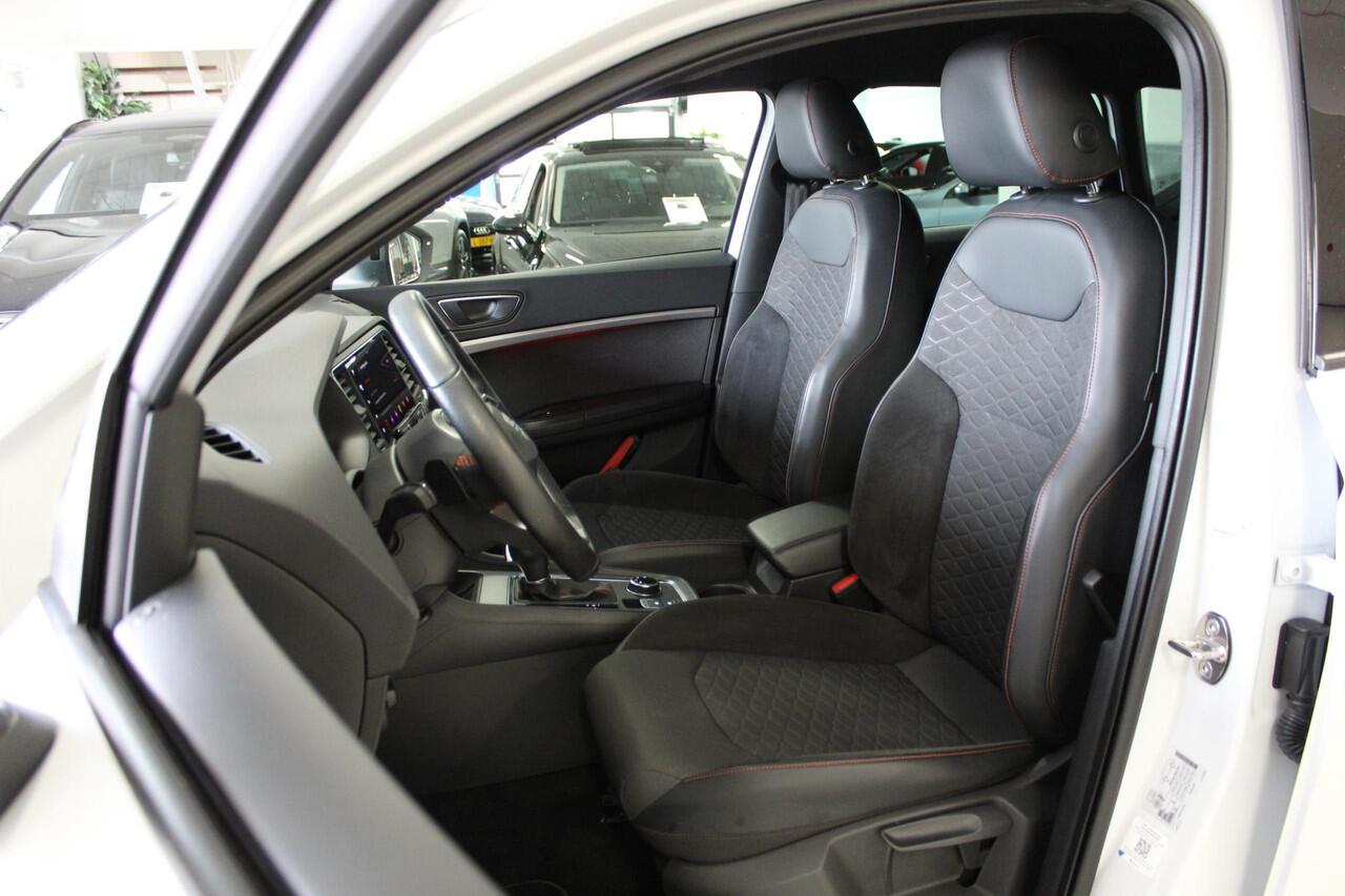 Seat ATECA 2.0 TDI FR Business Intense | ACC | SFEER | 150PK | NL-AUTO! | CLIMA | CAMERA | BLINDSPOT | CARPLAY | LMV |