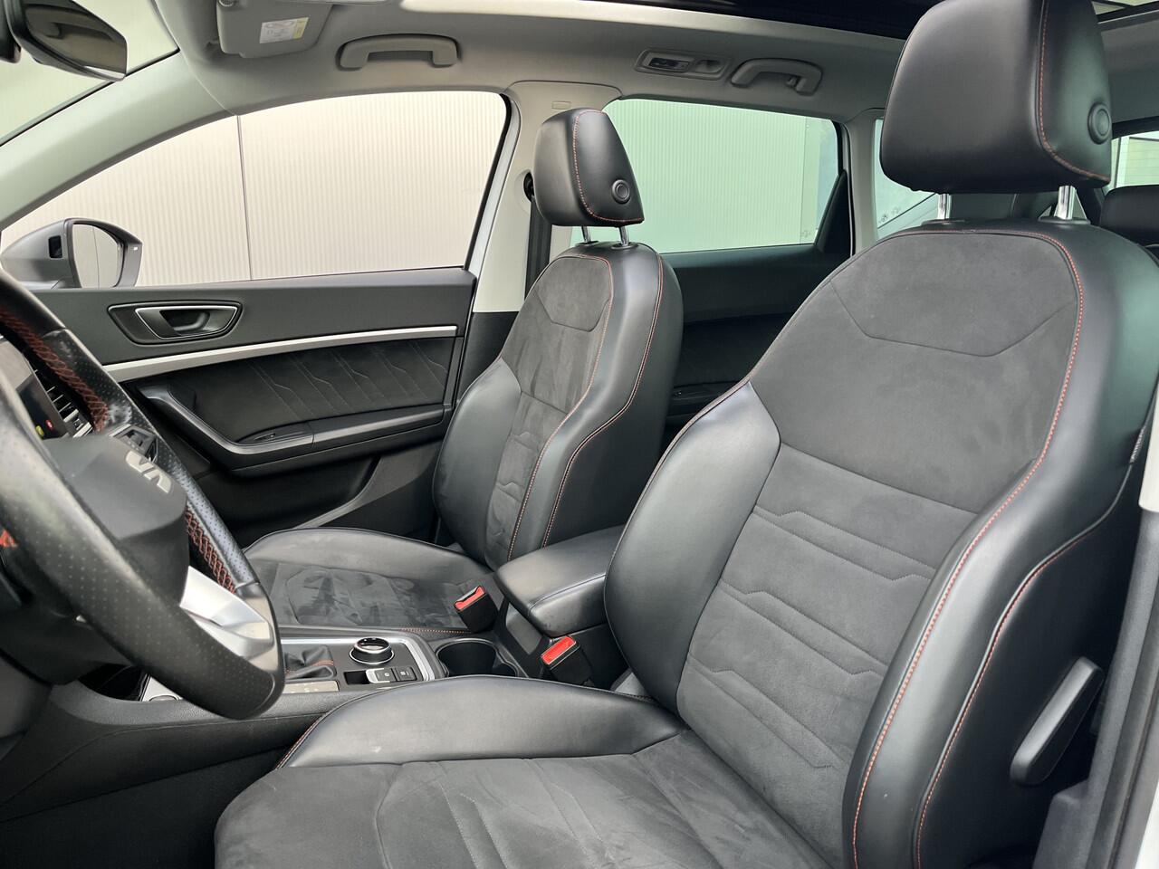 Seat ATECA 1.5 TSI FR Business Intense / AUTOMAAT/ PANO/ TREKHAAK/ 360 CAMERA/ PARK. SENSOREN/ STUUR+STOEL VERWARM./ PARK.SENSOR.V+A/ ELEK.KLEP/ ACC/ DODE HOEK/ FULL LINK/ KEYLESS/ DAB/ DIGITAL DASH/ LANE-ASSIST/ LED/ ISOFIX