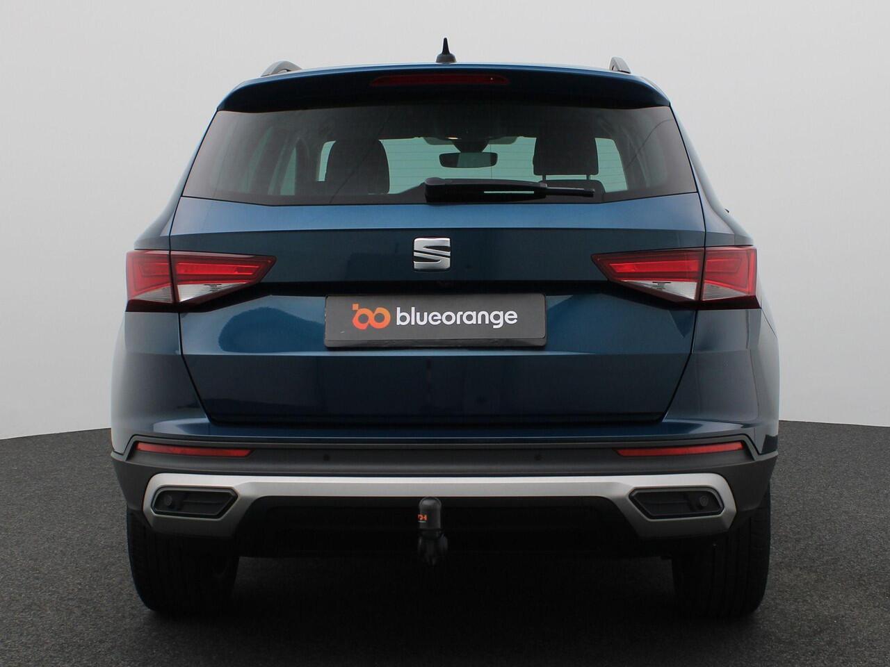 Seat ATECA 1.5 TSI Style Business Intense 150PK Trekhaak, Achteruitrijcamera, Keyless, Digital Cockpit, Voorruitverwarming, Stoelverwarming, Side Assist, 17" LM Velgen, Adaptieve Cruise Control