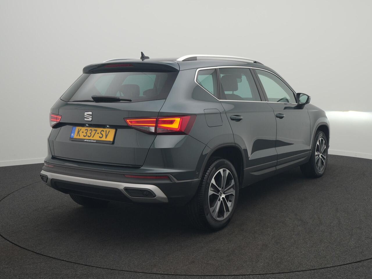 Seat ATECA 1.5 TSI Style Business Intense - RIJKLAARPRIJS - Achteruitrijcamera - Apple Carplay - Android Auto - Cruise Control - Stoel- en Stuurverwarming