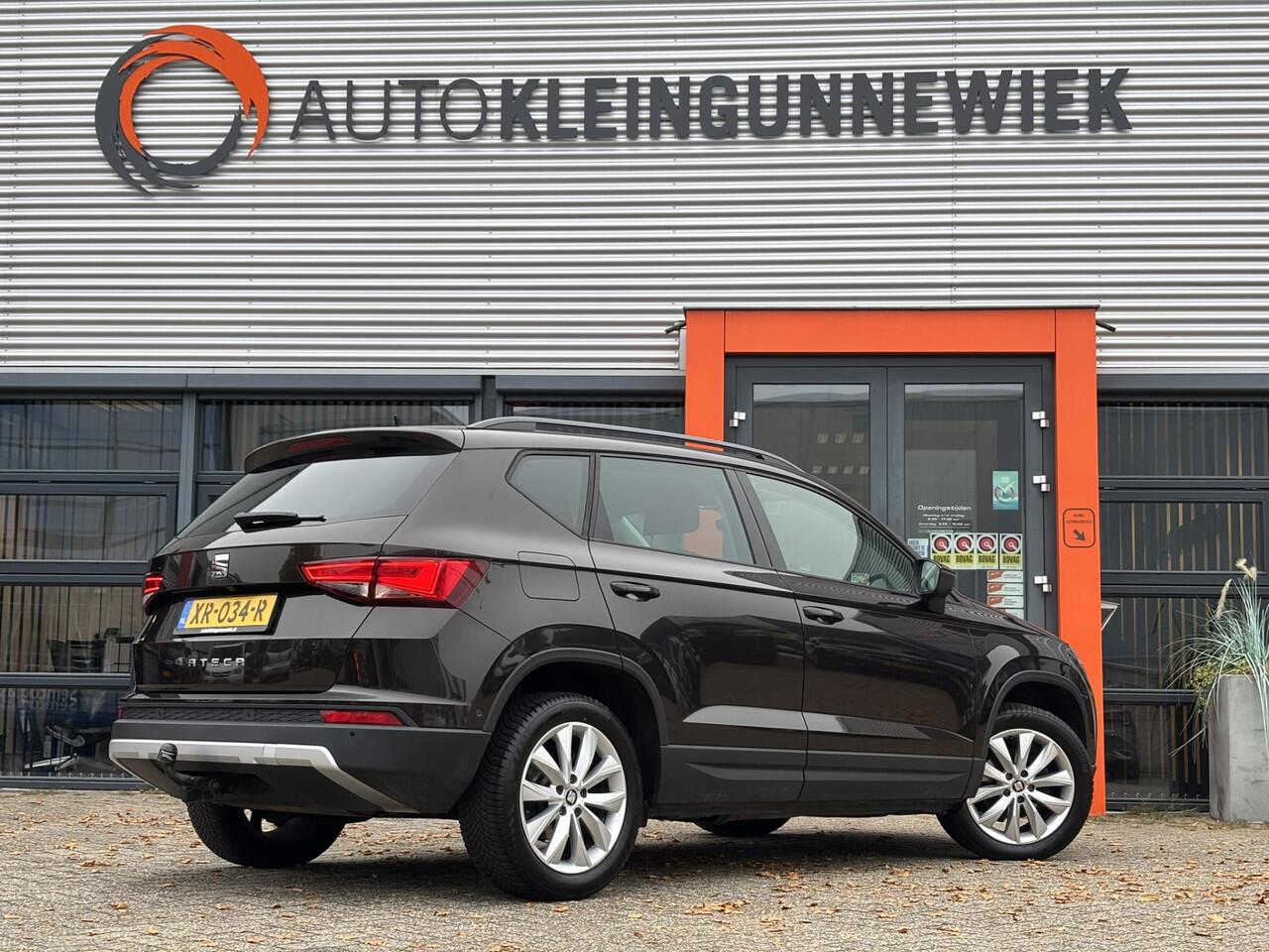 Seat ATECA 1.0 EcoTSI Style Business Intense / Trekhaak / Allseason Banden / Applecarplay/AndroidAuto /