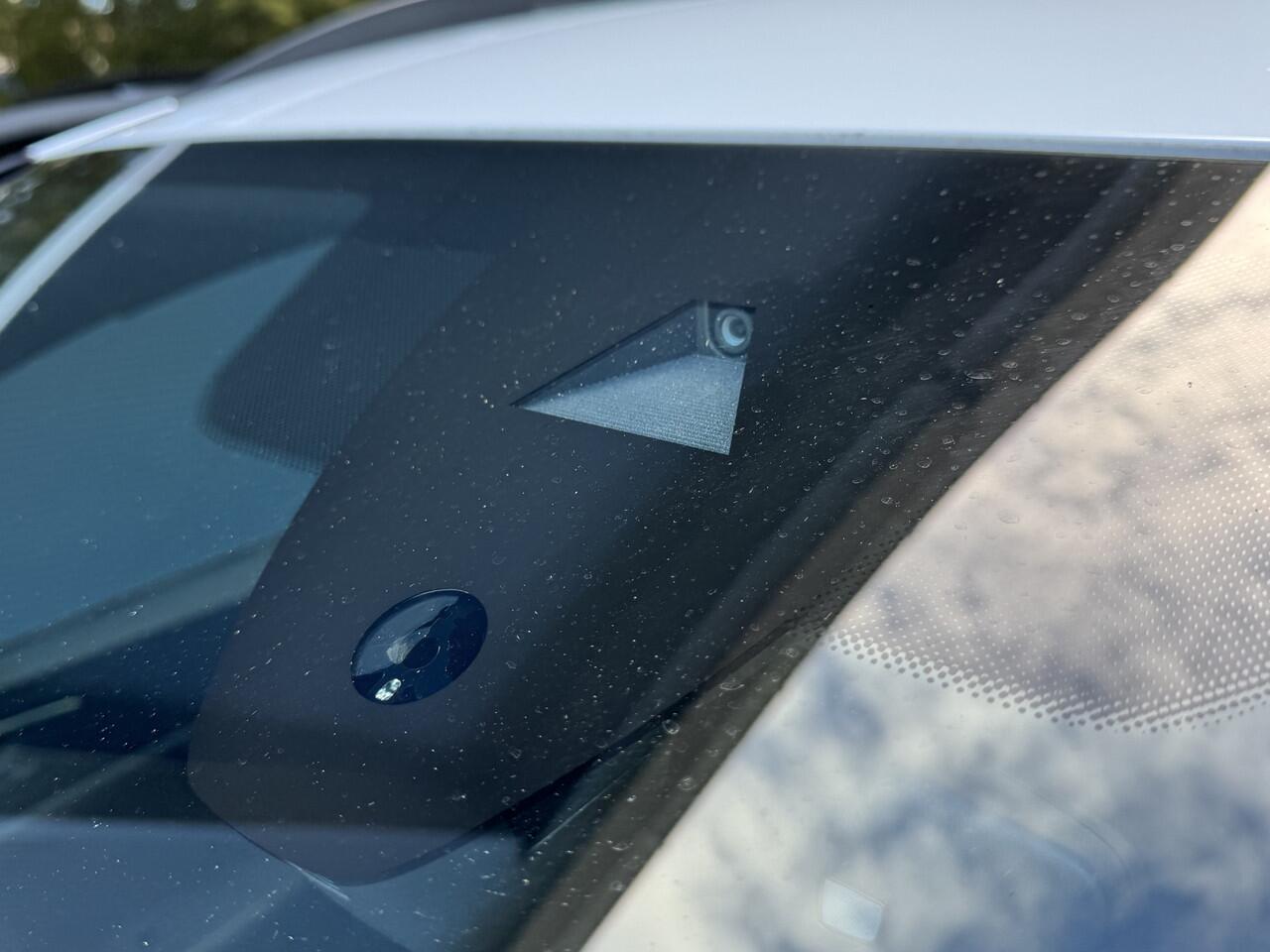 Seat ATECA 1.5 TSI 150pk DSG FR Business Intense Panorama Beats Trekhaak LED Navigatie Stoelverwarming