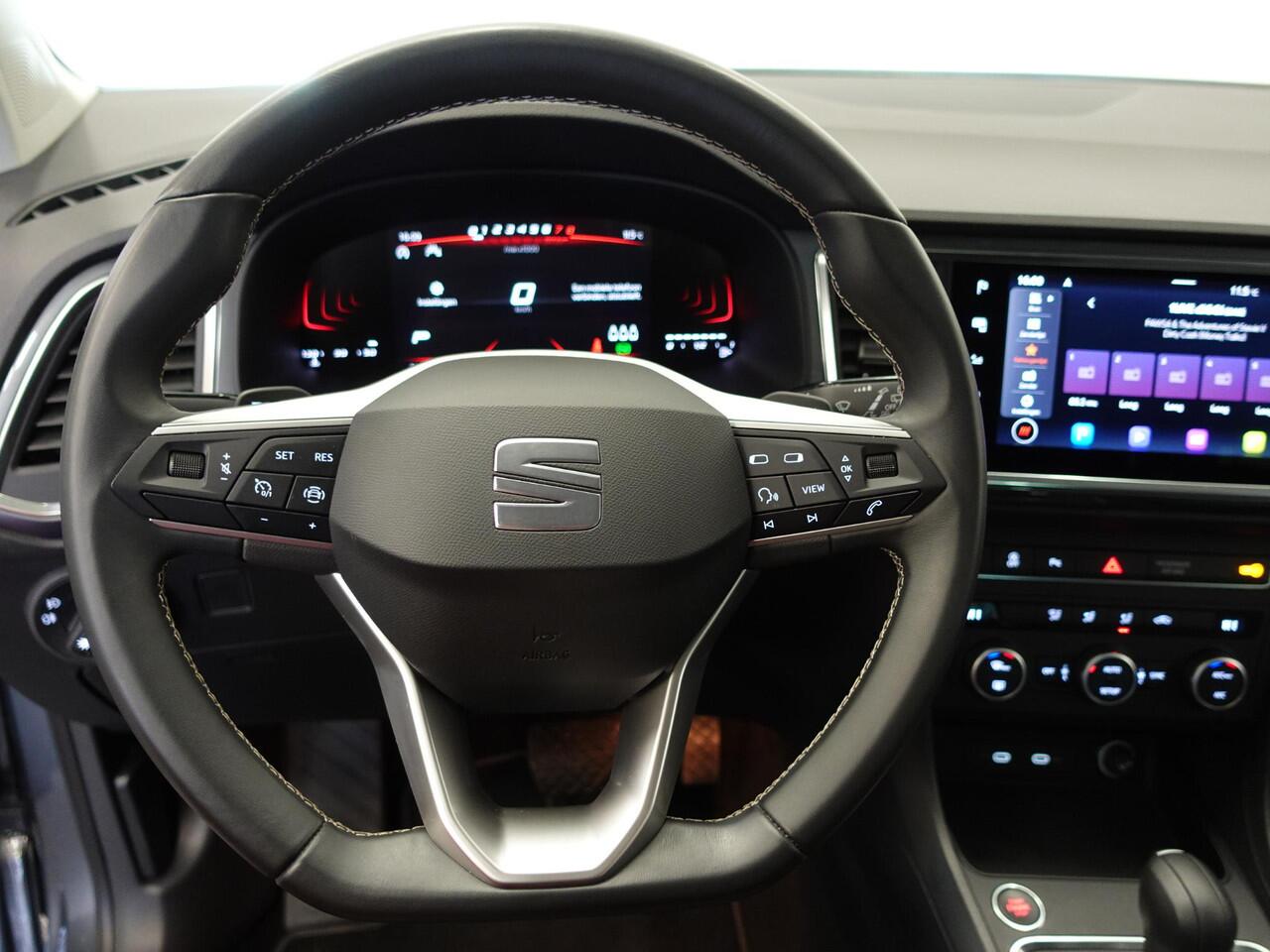 Seat ATECA 1.5 TSI Style Business Intense Airco Cruise Control Navi Virtual Cockpit Privacy Glass PDC VA Camera