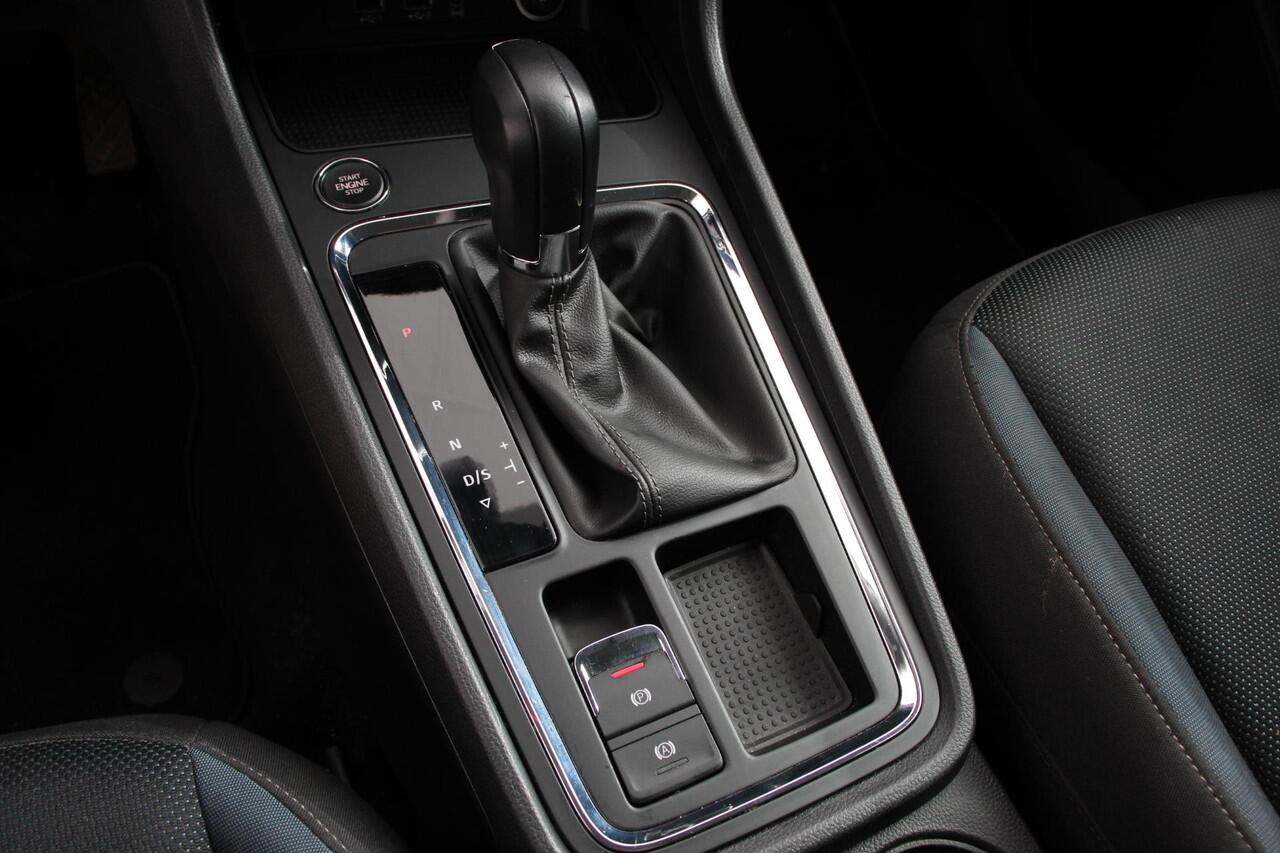 Seat ATECA 1.5 TSI DSG Style Navigatie Apple Carplay/Android Auto Cruise Control Stoelverwarming Elektrische Achterklep Beats Audio