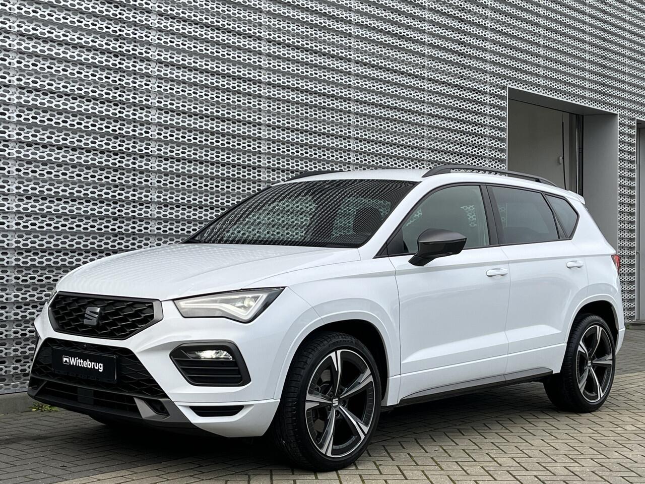 Seat ATECA 1.5 TSI 150PK DSG FR / Digitale Cockpit / Half leer/alcantara / 360 Camera / Draadloos Full Link / Lane assist / LMV 19" / Elektrische Achterklep