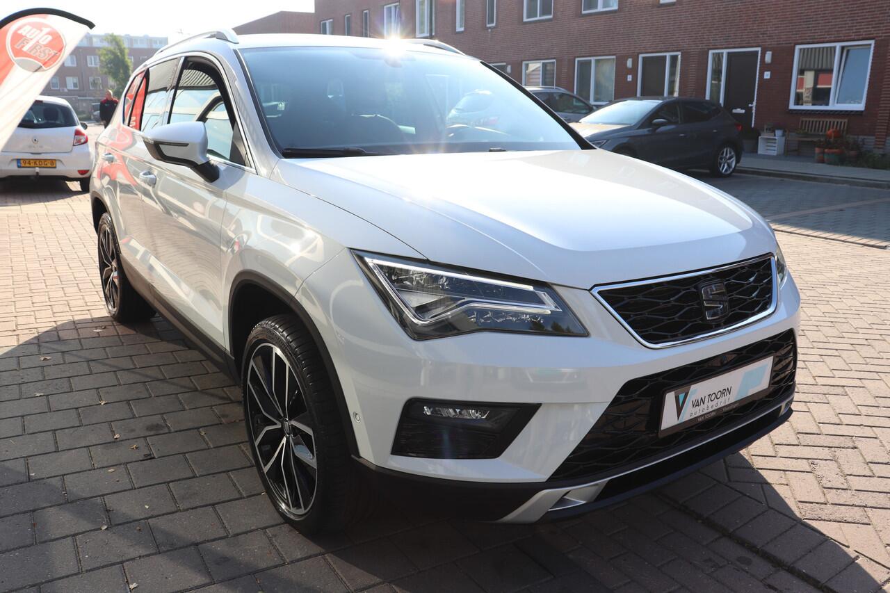 Seat ATECA 1.5 TSI Xcellence Business Intense. navigatie, trekhaak