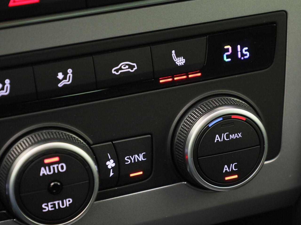 Seat ATECA 1.5TSI/150PK FR Business Intense DSG · BEATS Audio · Apple/Android Car Play · Camera + Parkeersensoren · Keyless