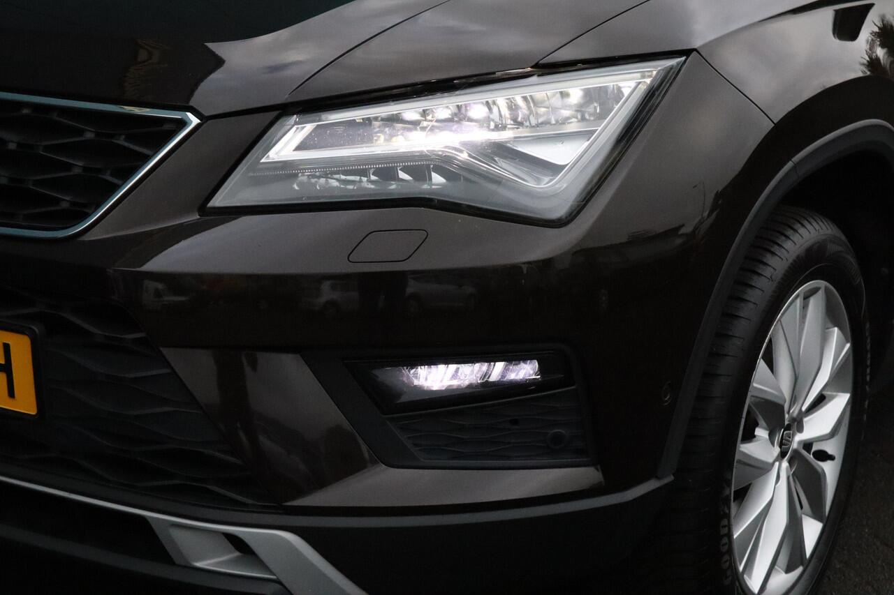 Seat ATECA 1.5 TSI Style Business Intense PANO|ECC|CRUISE|LED|TREKH|CARPLAY|NAV|LEER|STOELV|PDC|A.R.CAM|LMV 1'EIG