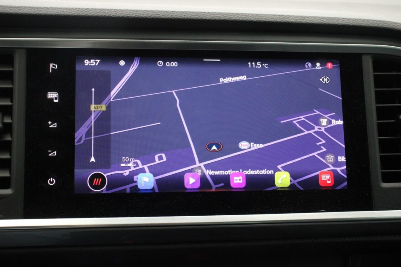 Seat ATECA 1.5 TSI Style Business Intense - Carplay, Navi, Camera, Cruise, Clima