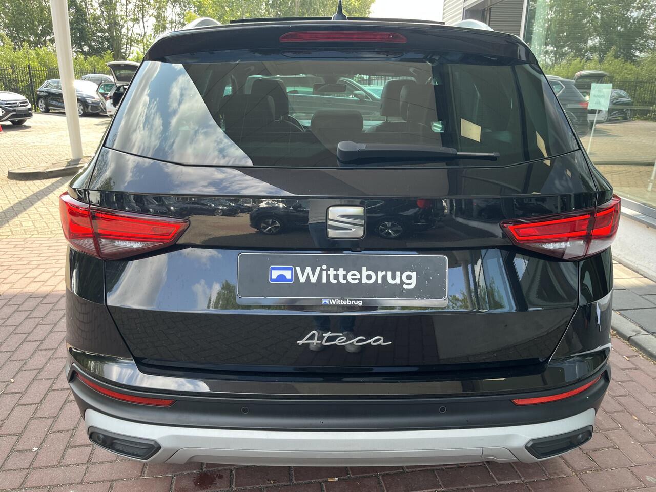 Seat ATECA 1.5 TSI Xperience Business Intense / Panoramadak / Trekhaak Elek. / Beats Audio / Suede bekleding / 18'' LMV / Camera