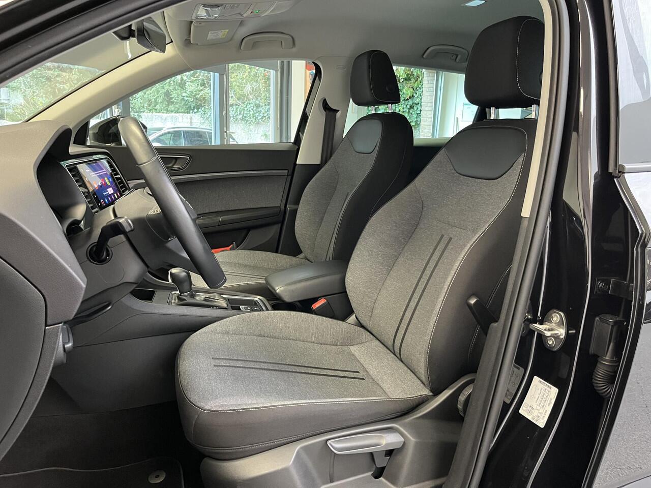 Seat ATECA 1.5 TSI Style Business Intense | CAMERA | STOEL + STUUR VERWARMING | CARPLAY |